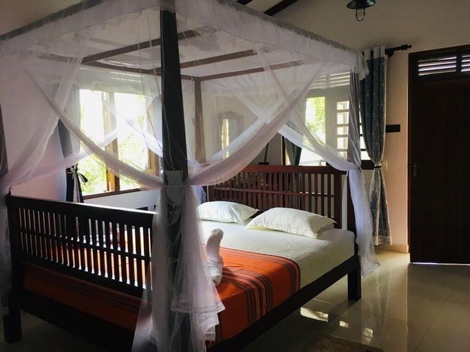 Bedroom 3, sathis villa, Hikkaduwa
