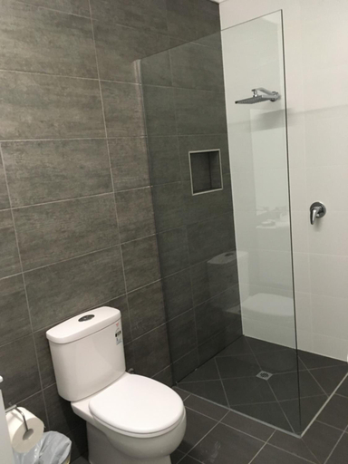 Bathroom 5, Escape On Lake, Cairns