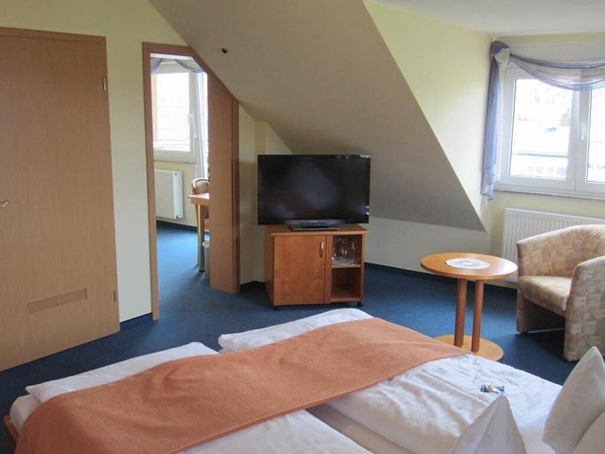 Bedroom 4, Katharinenhof, Miltenberg