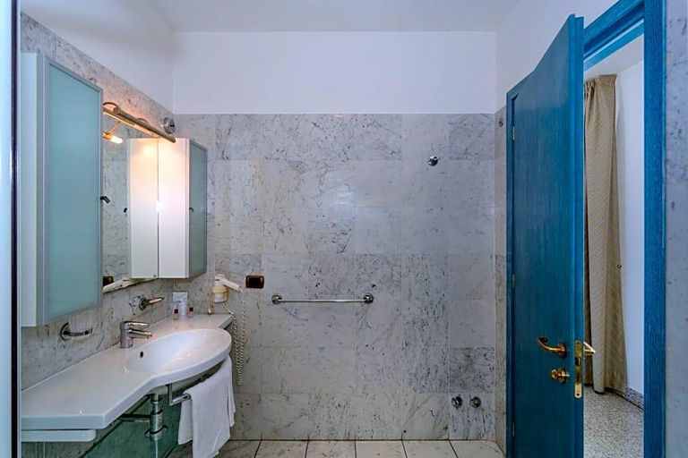 Bathroom 4, L'incanto Di Boccadarno, Pisa