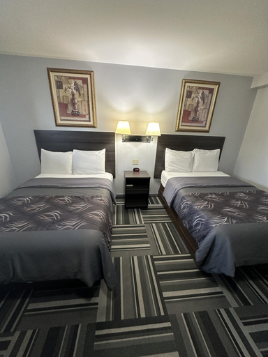 Bedroom 3, Relax Inn, Saginaw