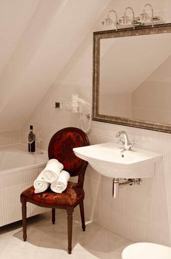 Bathroom 4, Hotel Kazimierski Zdrv J, Puławy