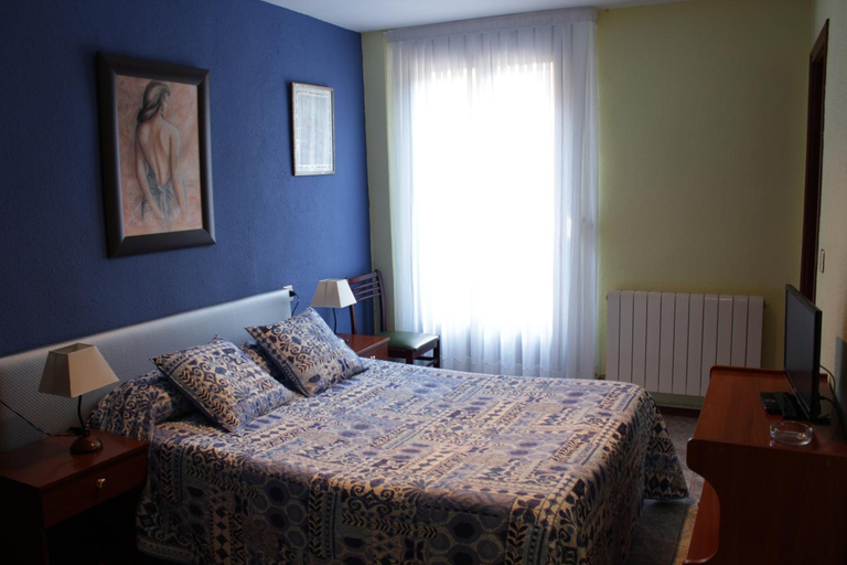 Bedroom 4, Hotel Parras Arnedillo, La Rioja