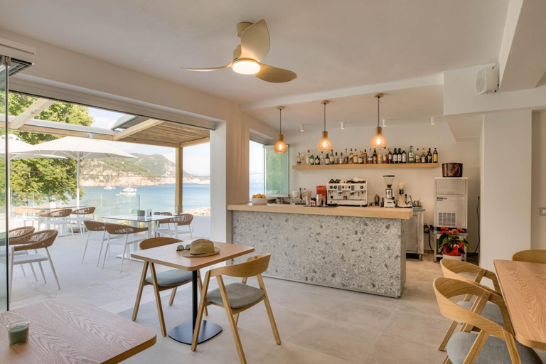 Food & Drinks 4, Alboro Seaside Suites, Epirus