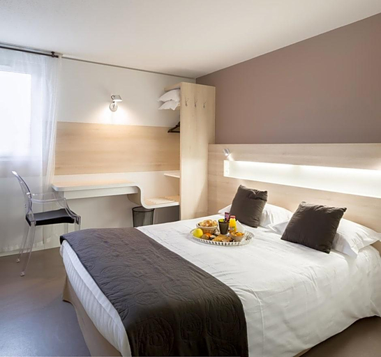 Bedroom 4, Hotel Restaurant L Eskemm St Brieuc Trv Gueux, Côtes-d'Armor