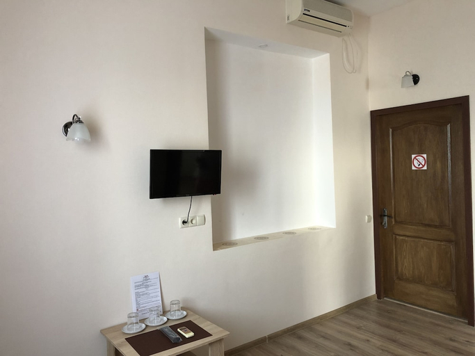 Others 5, Hotel & Restaurant Zhuliany City, Solomians'kyi
