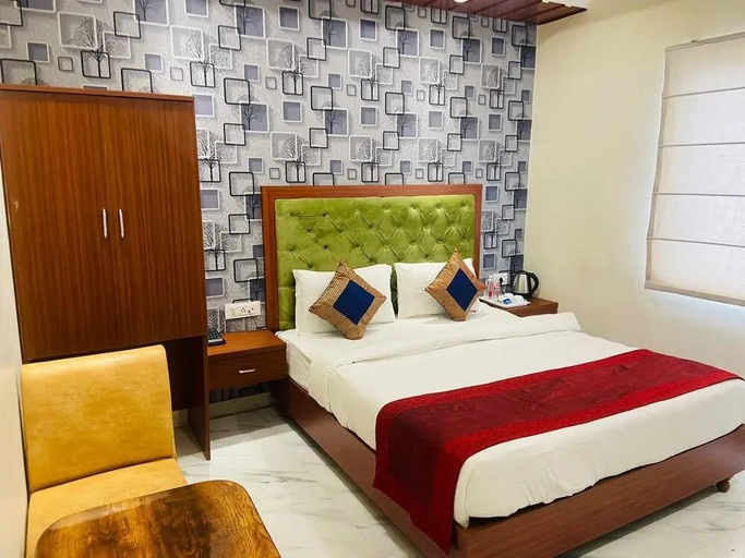 Bedroom 3, New SV Grand Hotel, Varanasi