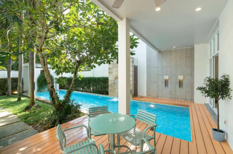 Garden view, 3BR Villa with Private Pool in Bang Tao, Phuket Island