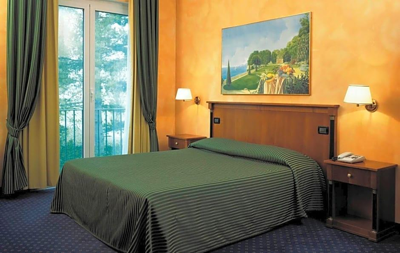 Bedroom 4, Hotel De La Ville, Pavia