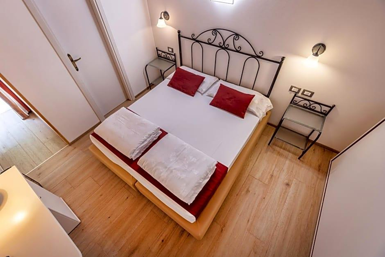 Bedroom 4, Hotel Rabay, Verona