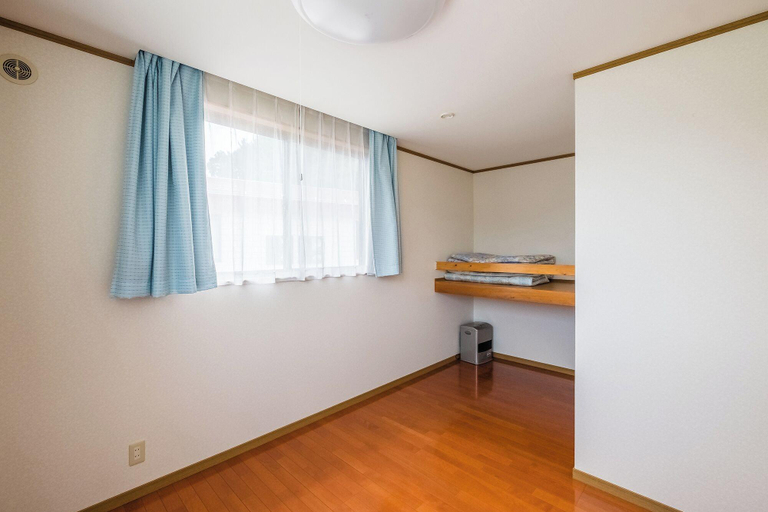 Bathroom 4, Lupinus Kawaguchiko, Fujikawaguchiko