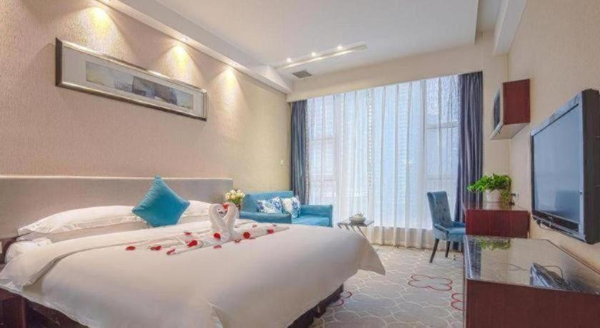 Bedroom 3, Changsha ZiXin Hotel, Changsha