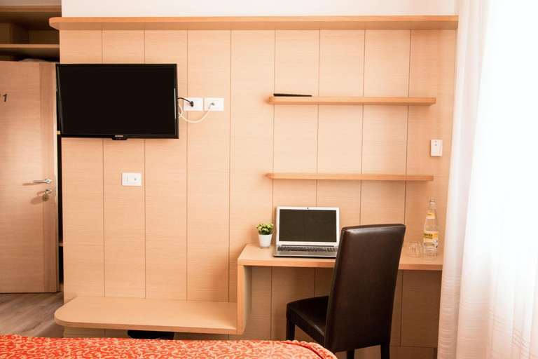 Bedroom 3, Al Benvenuto Hotel & Restaurant, Udine