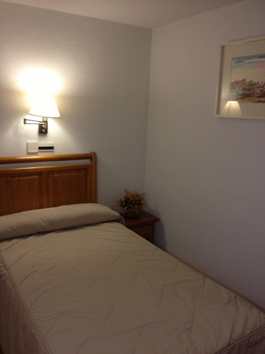 Bedroom 1, Hotel Rural Mariblanca, Guadalajara