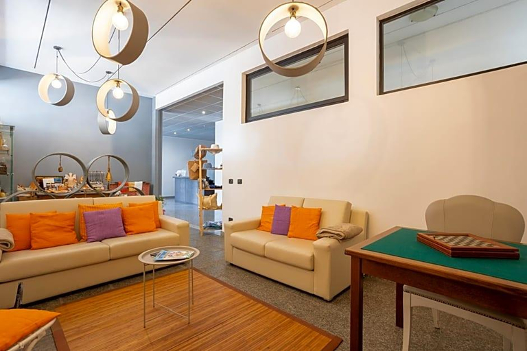 Public Area 2, Hotel Fontaine Bleue, Novara