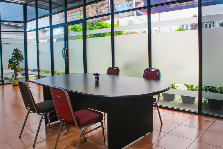 Conferences 4, Collection O 92268 Hotel Aero, Lampung Selatan