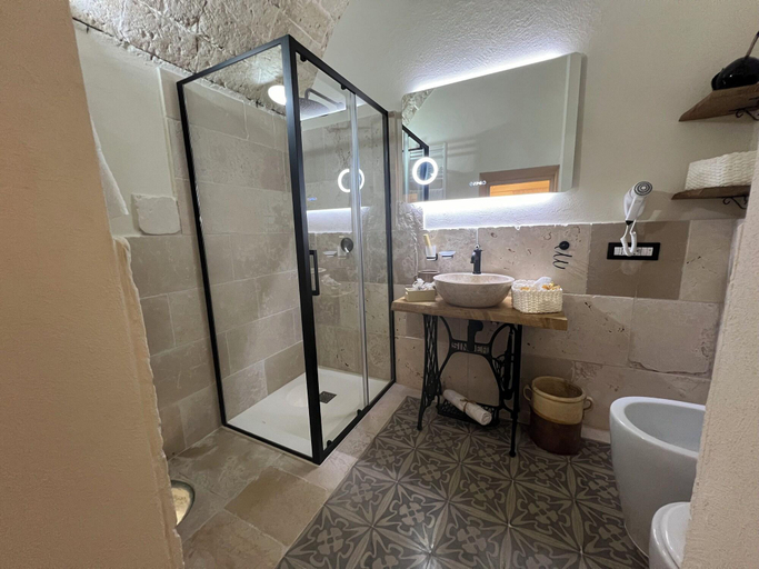 Bathroom 5, La Dimora Degli Dei, Taranto