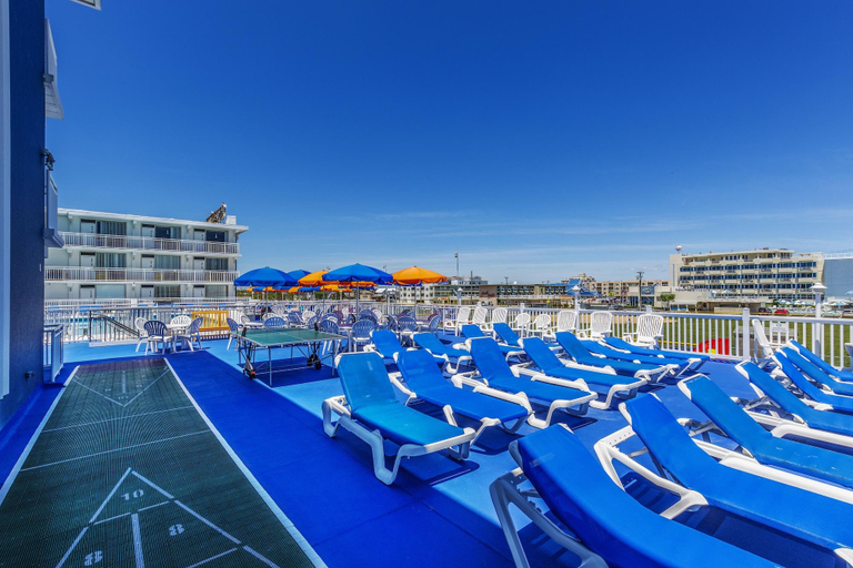 Exterior & Views, The Crusader Oceanfront Family Resort, Cape May