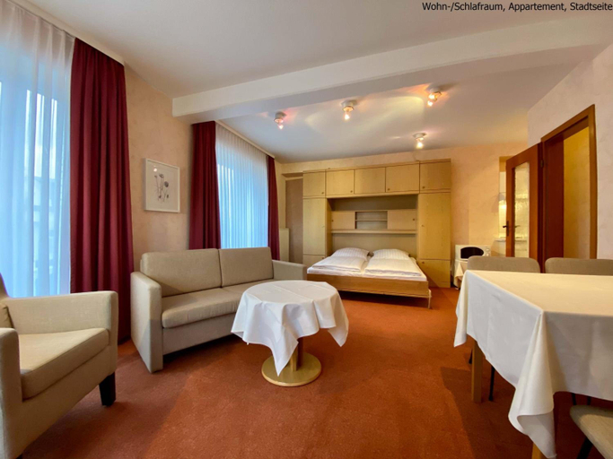General view 4, Hotel Meeresburg, Aurich