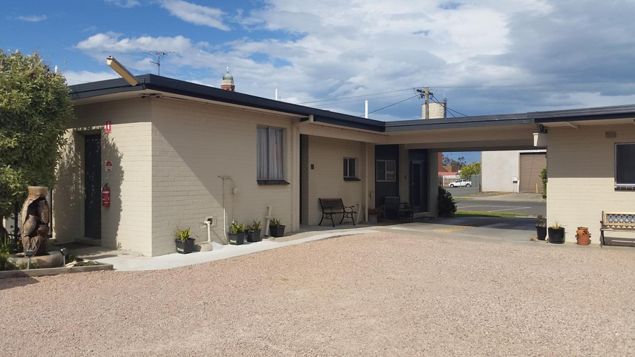 Exterior & Views 2, Bairnsdale Town Central Motel, E. Gippsland - Bairnsdale