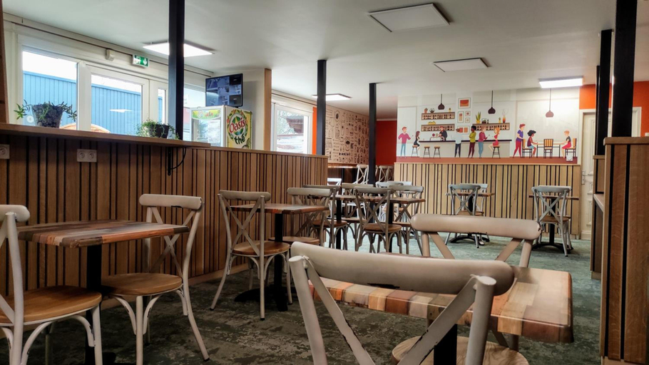 Food & Drinks 5, Fasthotel Laval, Mayenne