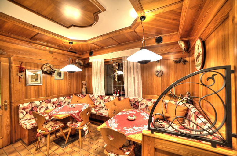 General view 5, Albergo Venezia, Belluno