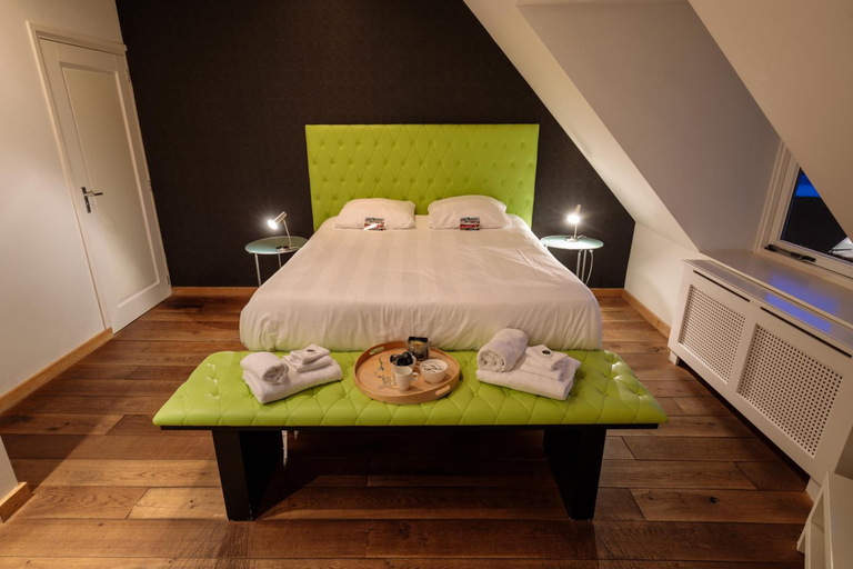 Bedroom 3, T Veerhuys, Buren