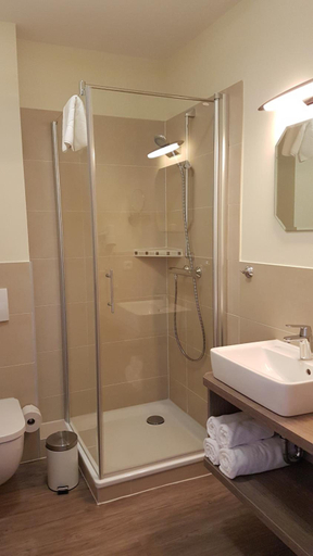 Bathroom 4, Hotel Godewind, Vorpommern-Rügen