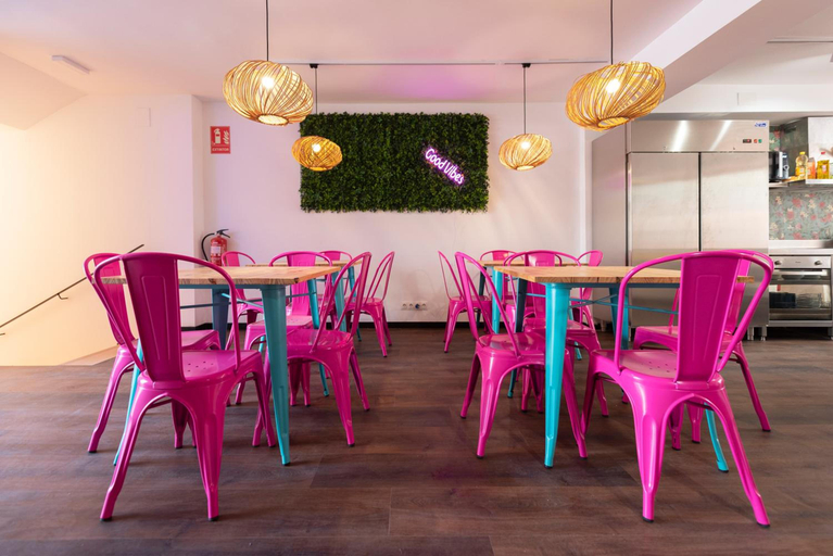 Exterior & Views 2, Hostelle Women Only Hostel Barcelona, Barcelona