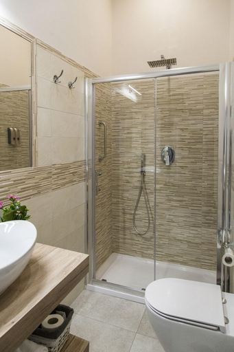 Bathroom 5, Alloggio Turistico Port Inn, Roma