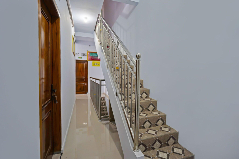 Lobby 3, 92416 Salsabila Homestay, Pasuruan