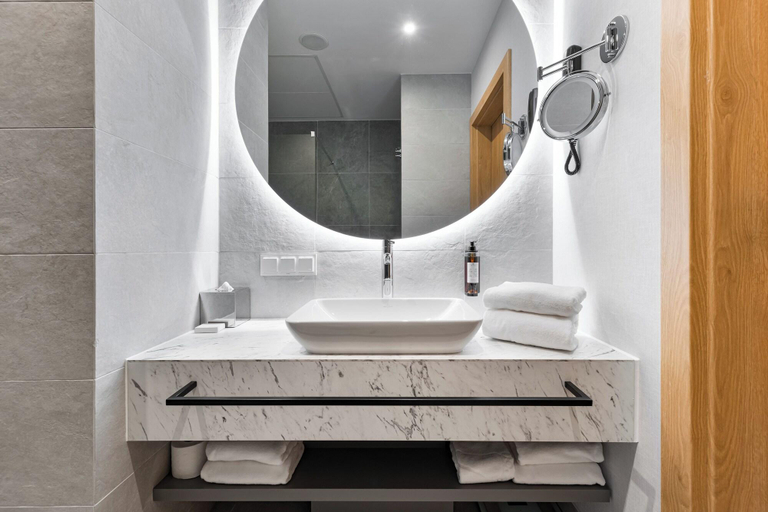 Bathroom, Hotel Crystal Mountain, Cieszyn