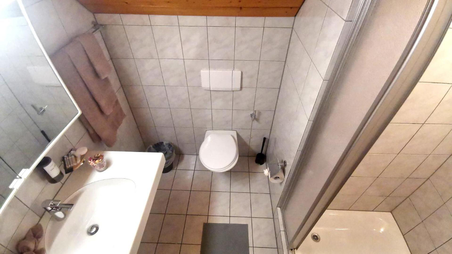 Bathroom 3, il Fiore - Hotel Ristorante Pizzeria, Rorschach
