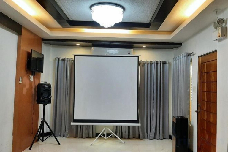 Business Facilities