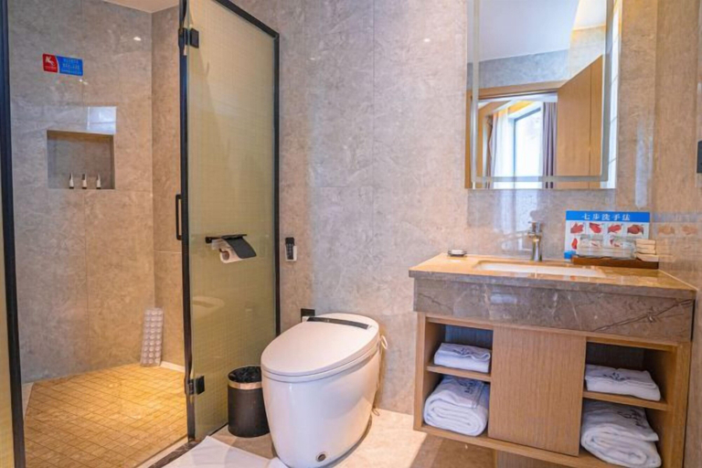 Bathroom 4, egret land Hotel, Chongqing
