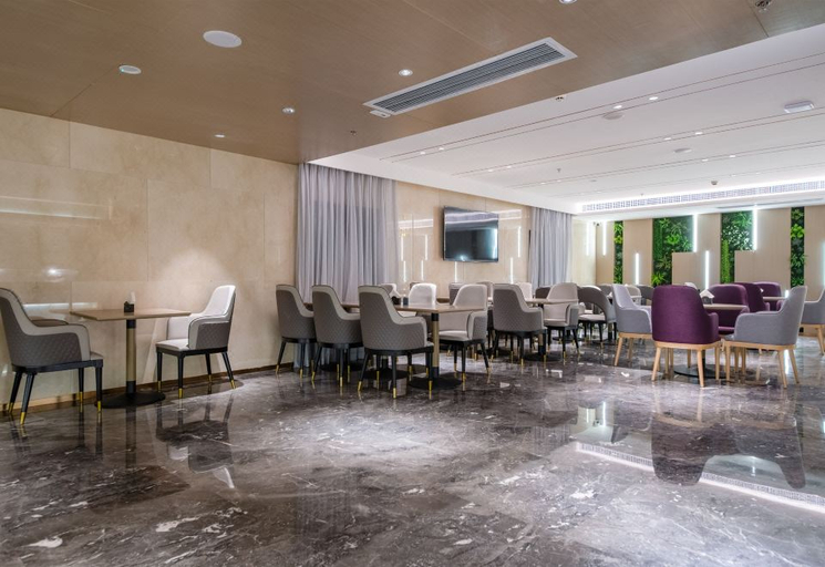 Food & Drinks 4, Lavande Hotel Kunming  West Mountain Wanda Plaza, Kunming