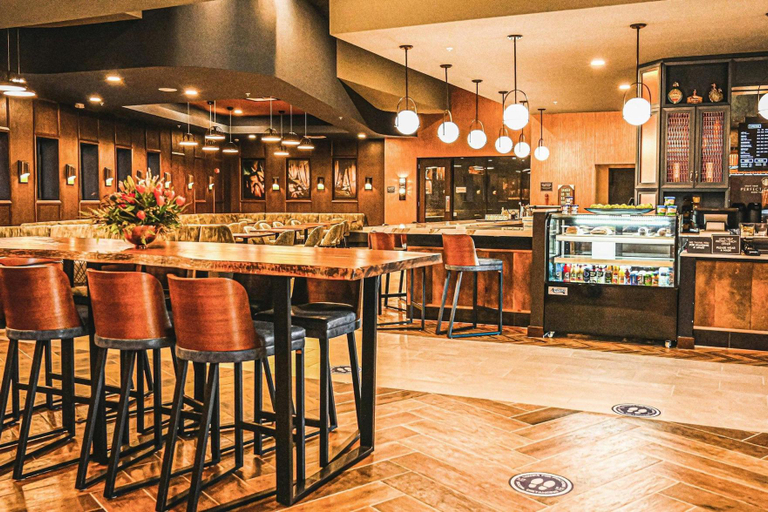 Food & Drinks 5, Delta Hotels Marriott Cincinnati Sharonville, Cincinnati