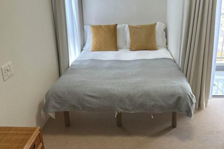 Room 1, LuckyHouse yorokobiya 901, Osaka
