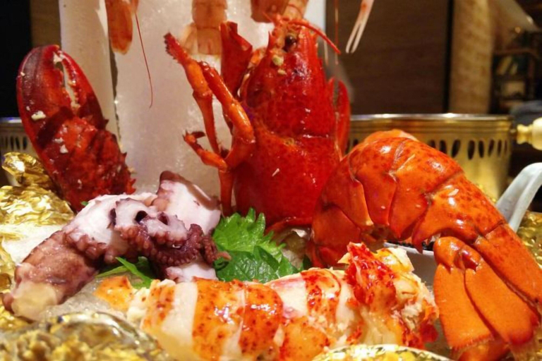 Food & Drinks 3, Yangxi Shapa Moon Bay Xingyue Apartment, Yangjiang