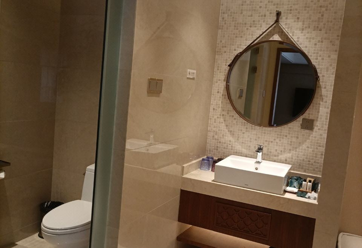 Bathroom 4, Phalaka hotel, Dehong Dai and Jingpo