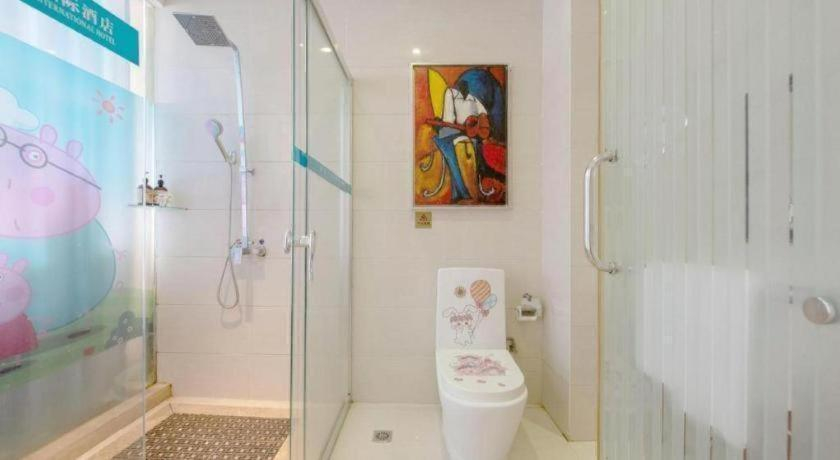 Bathroom 4, Shenzhen Kai Long International Hotel, Shenzhen