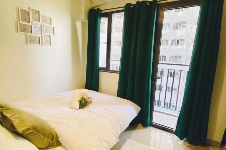 Room 3, Ai-Stay 78 at Shore 2 T1, Pasay City