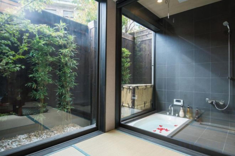 Bathroom, Kyomachi Hoshizuki, Kyoto