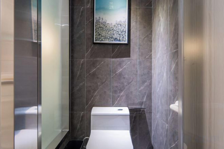 Bathroom 3, Xi'an Sende Hotel (Chang'an University Wenyi Road Metro Station Branch),, Xi'an