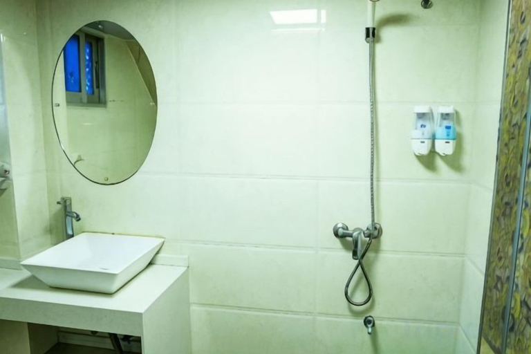 Bathroom 3, Zhangzhou Guanghua Hotel, Zhangzhou