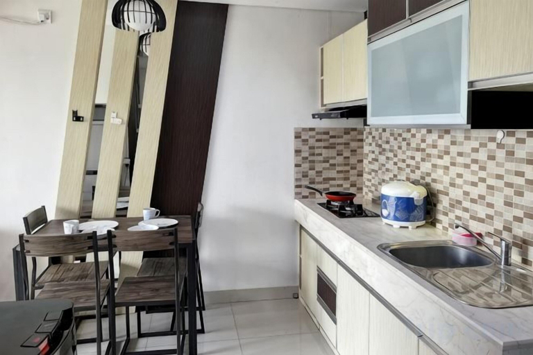 Private kitchen 1, MODERn Trivium Apt 1BR w/ Wi-Fi, Pool & Gym, Cikarang