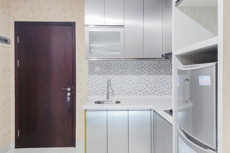 Private kitchen 4, Compact And Homey Studio At Brooklyn Alam Sutera Apartment, Tangerang