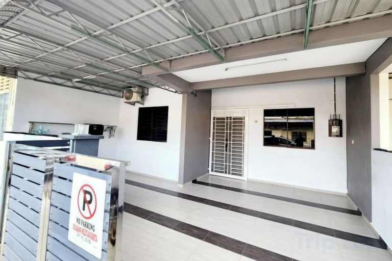 Others 5, BK House Melaka, Malacca City