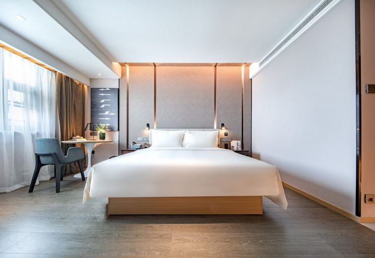 Bedroom 2, Atour Hotel Wuhan Yellow Crane Tower, Wuhan