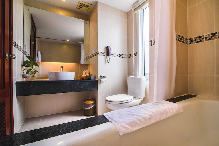 Bathroom 4, Mondial Hotel Hue, Huế